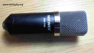 Neewer NW-700 condenser microphone