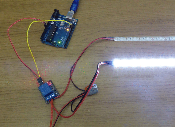 Keyes Sr1y relay arduino dual flashing led strip